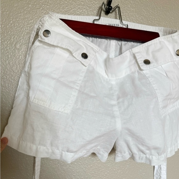 GUESS: white Linen Shorts - Size XS - Picture 2 of 5